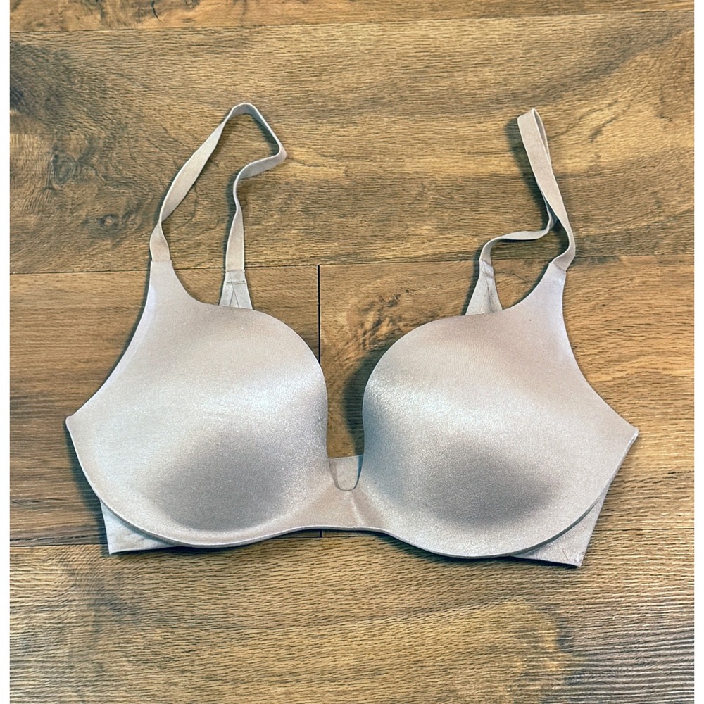 Victoria's Secret 32DD Beige Push Up Bra Plunge Style Comfortable Everyday